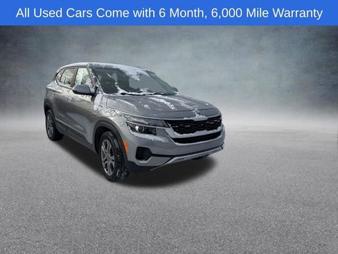 Used 2021 Kia Seltos LX image 4