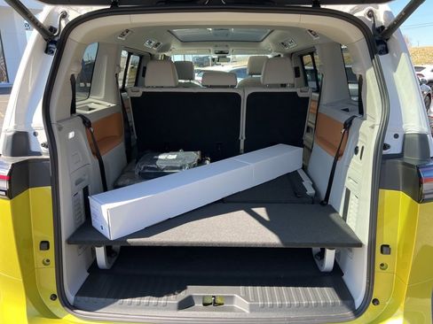 New 2025 Volkswagen ID. Buzz 1st Edition image 13