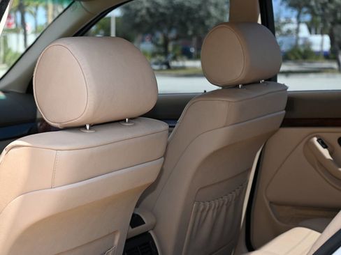 Used 2003 BMW 530i 530i 4dr Sedan image 27