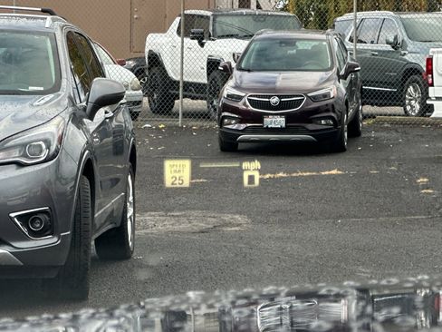 Used 2023 BMW M4 xDrive Competition image 42