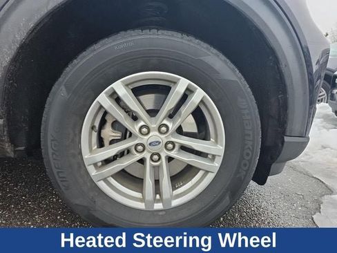 Used 2022 Ford Explorer XLT w/ Equipment Group 202A image 21