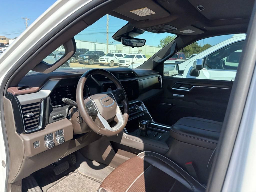 Used 2024 GMC Sierra 1500 Denali w/ Technology Package AWD/4WD image 7