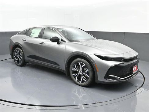 New 2026 Toyota Crown AWD/4WD image 2