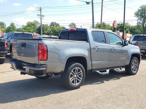 Used 2021 Chevrolet Colorado LT w/ LT Convenience Package AWD/4WD image 4