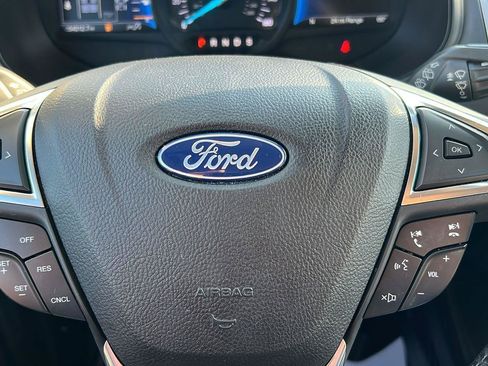 Used 2022 Ford Edge SEL w/ Convenience Package AWD/4WD image 28