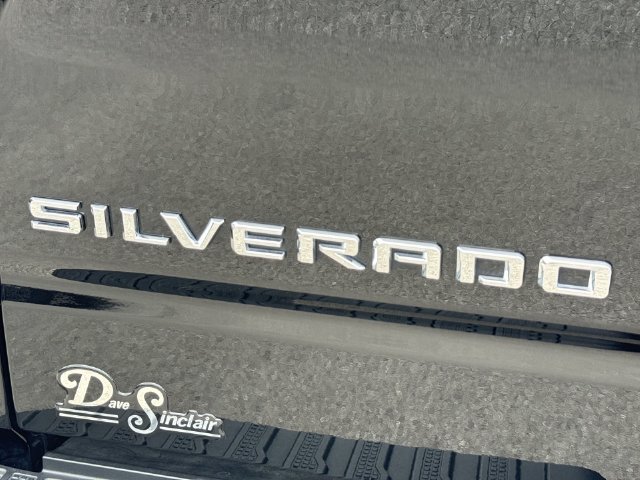 Used 2024 Chevrolet Silverado 1500 ZR2 w/ Technology Package AWD/4WD image 33