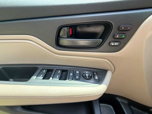 Used 2020 Honda Odyssey EX-L image 16