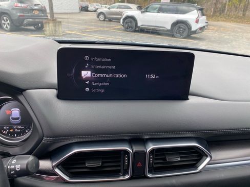 Used 2023 MAZDA CX-5 Carbon Edition image 11