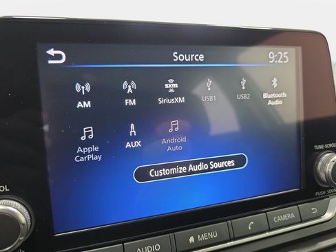 Used 2024 Nissan Altima 2.5 SV FWD image 21