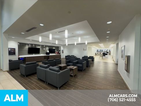 Used 2023 Hyundai Elantra SEL image 34