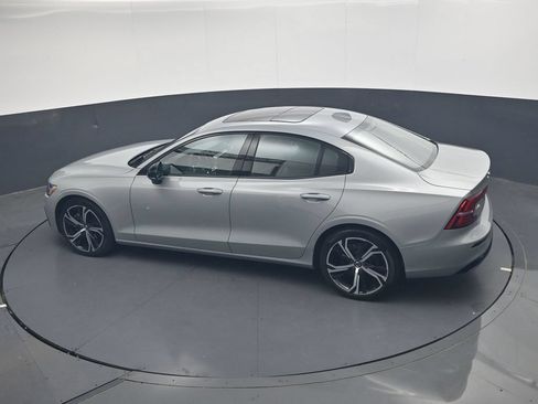 Used 2024 Volvo S60 B5 Core w/ Climate Package FWD image 37