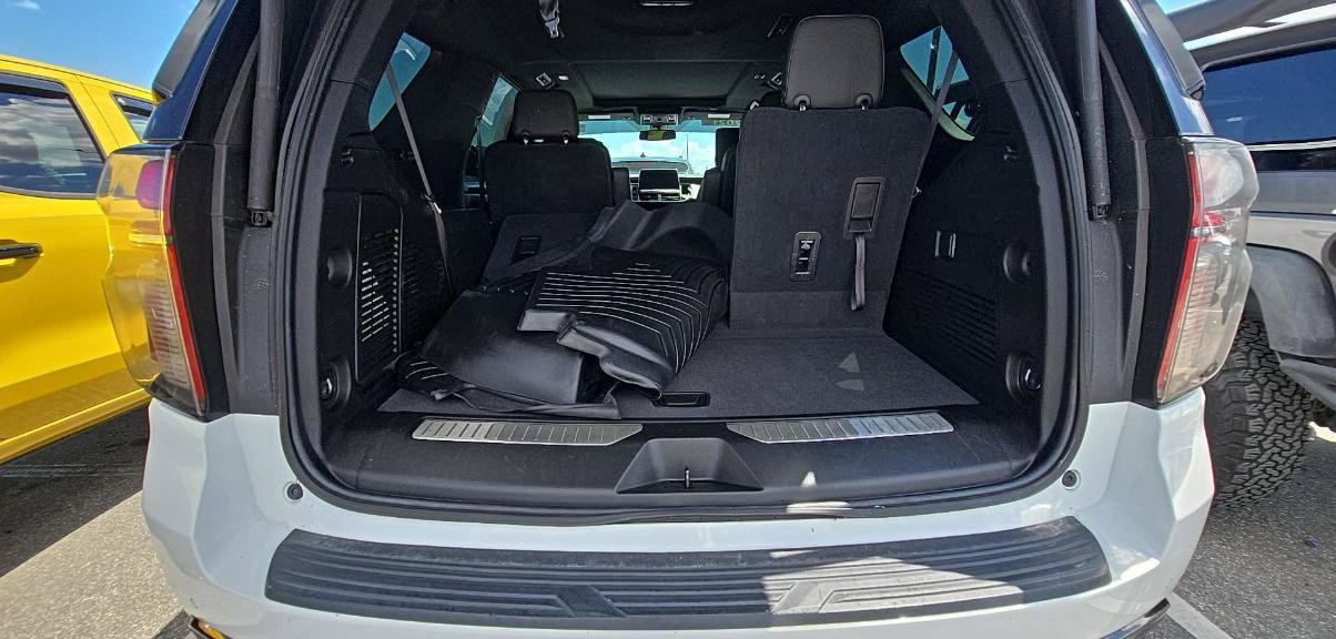 Used 2021 Chevrolet Tahoe Z71 w/ Rear Media and Nav Package AWD/4WD image 19