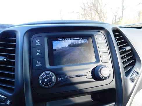 Used 2018 Jeep Cherokee Latitude w/ Altitude Package image 10