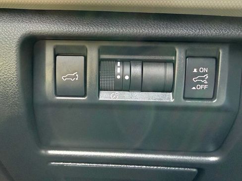 Certified 2026 Subaru Forester Premium AWD/4WD image 29