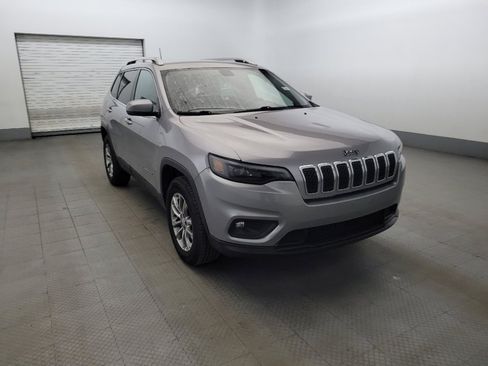 Used 2020 Jeep Cherokee Latitude Plus w/ Cold Weather Group image 13