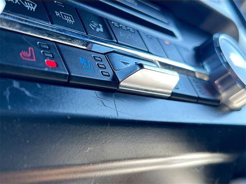 Used 2022 Ford F350 Lariat w/ Chrome Package image 20