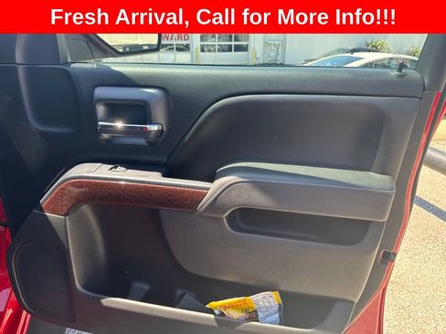 Used 2017 GMC Sierra 1500 SLE w/ SLE Value Package AWD/4WD image 15