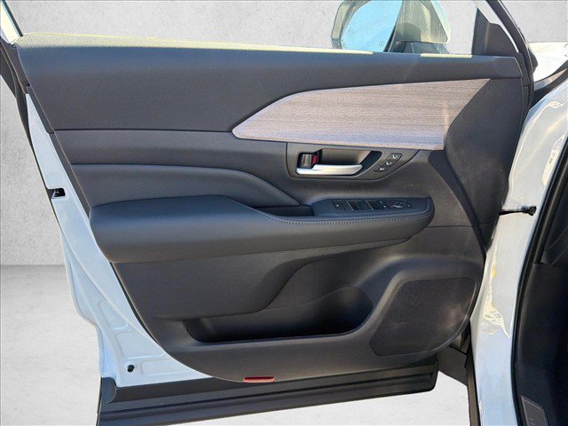 New 2026 Toyota Grand Highlander AWD Hybrid image 10