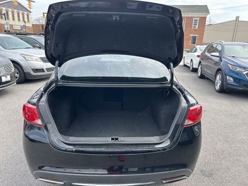 Used 2017 Chrysler 200 Limited Platinum w/ Comfort & Convenience Group FWD image 5
