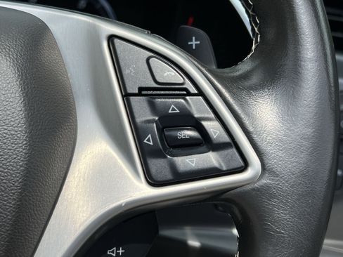 Used 2019 Chevrolet Corvette Stingray Coupe w/ Z51 1LT RWD image 35
