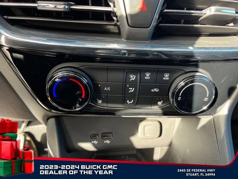 Certified 2025 Buick Encore GX Sport Touring w/ Advanced Technology Package image 19