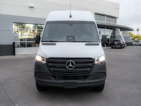 New 2025 Mercedes-Benz Sprinter 2500 image 2
