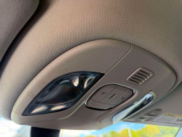 Certified 2020 Jeep Compass Limited AWD/4WD image 32