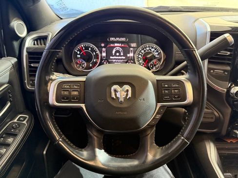 Used 2020 RAM 2500 Laramie AWD/4WD image 18