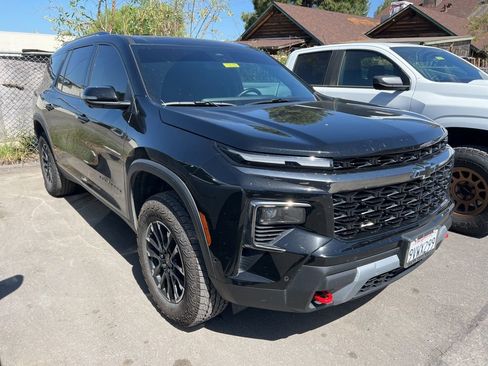 Used 2026 Chevrolet Traverse Z71 w/ Enhanced Driving Package image 1