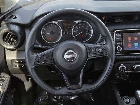 Used 2024 Nissan Kicks S image 24