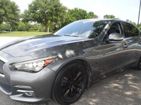 Used 2015 INFINITI Q50 w/ Moonroof Package RWD image 4