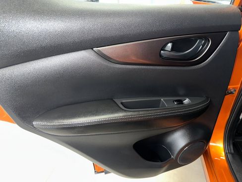Used 2022 Nissan Rogue Sport S image 13
