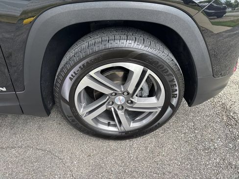 Used 2021 GMC Terrain SLT w/ LPO, Floor Liner Package AWD/4WD image 11