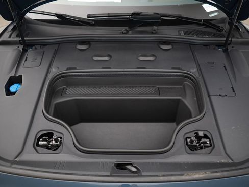 New 2027 Audi A6 e-tron Prestige AWD/4WD image 13