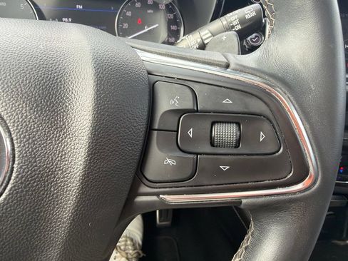 Used 2022 Buick Envision Essence w/ Sport Touring Package FWD image 15