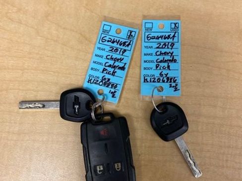 Used 2019 Chevrolet Colorado W/T w/ WT Convenience Package AWD/4WD image 3