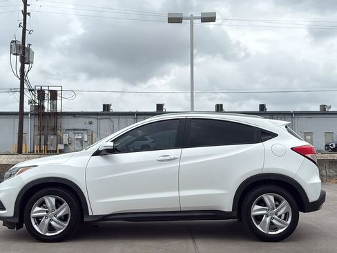 Used 2019 Honda HR-V EX-L image 2