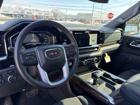 Used 2023 GMC Sierra 1500 Elevation image 21