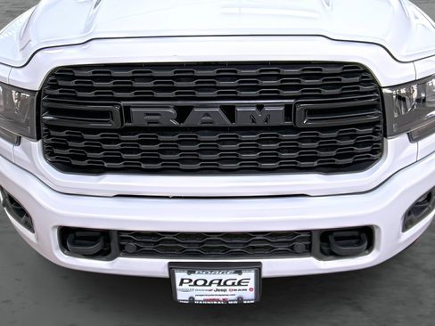 Used 2024 RAM 2500 Big Horn w/ Night Edition AWD/4WD image 16