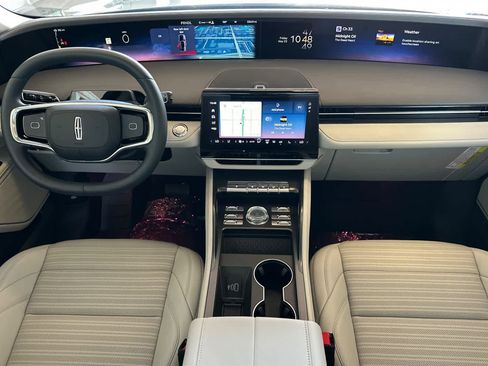 New 2026 Lincoln Nautilus Reserve AWD/4WD image 3