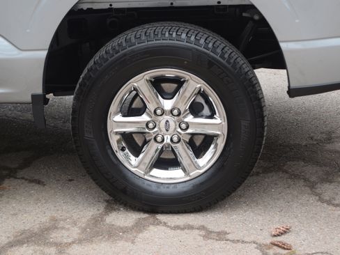 Used 2024 Ford F150 XLT w/ Equipment Group 302A MID image 27