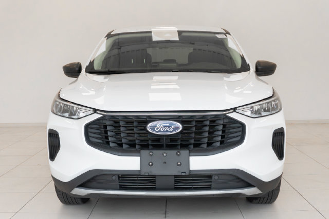 Used 2025 Ford Escape Active AWD/4WD image 21