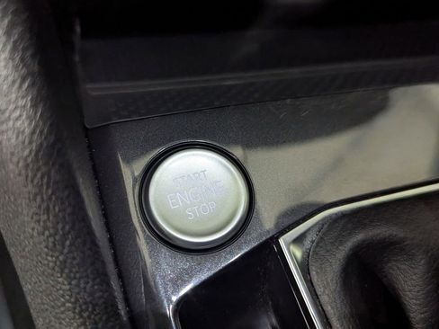 Used 2024 Volkswagen Tiguan SE R-Line image 20