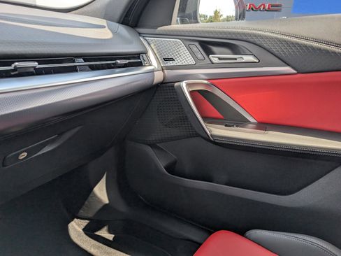 Used 2024 BMW X2 M35i image 27