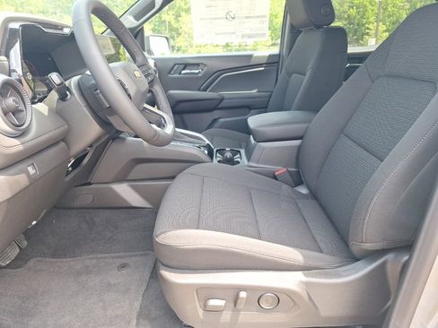 New 2026 Chevrolet Colorado LT image 8