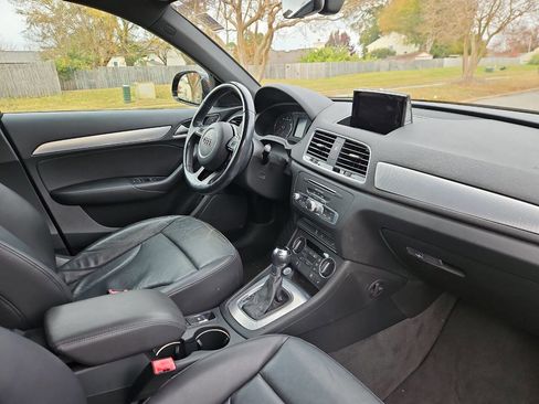 Used 2017 Audi Q3 2.0T Premium Plus w/ Premium Plus Package image 15