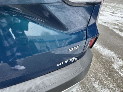 Used 2020 Ford Escape SE Sport image 8