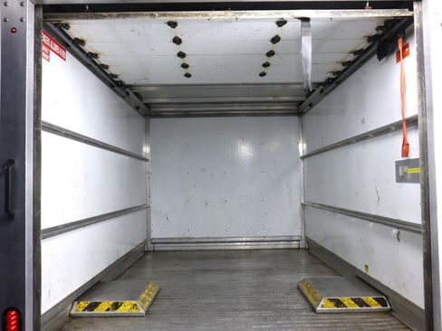 Used 2019 Ford Transit 350 156 DRW RWD image 28