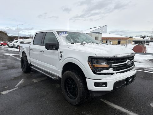 Certified 2024 Ford F150 XLT image 3