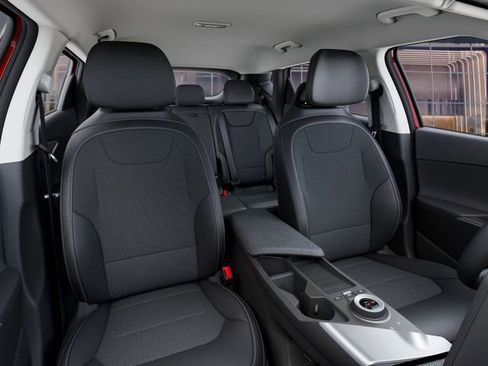 New 2025 Kia EV6 Light w/ Light LR Technology Package image 15